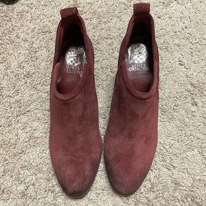Vince Camuto burgundy booties.  Never been worn out.